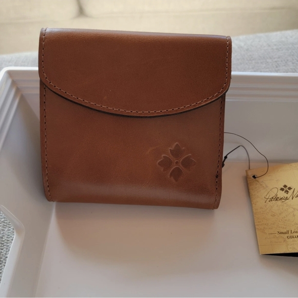 Handbags - Patricia Nash Wallet